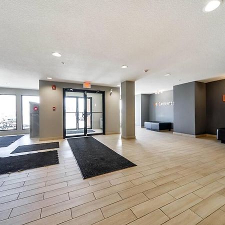 Bright Luxe Condo, Ac, Top Floor, King Bed, Balcony! Edmonton Eksteriør billede